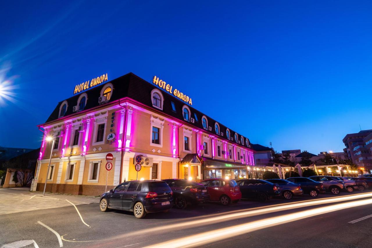 Hotel Europa Targu Jiu Bagian luar foto